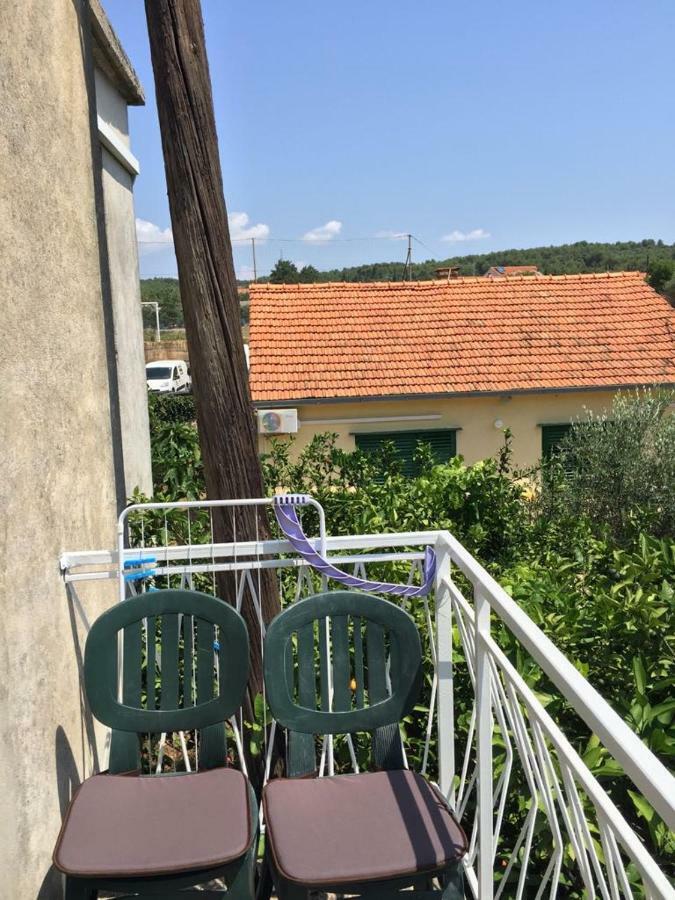 Apartman Lorena Stari Grad  Eksteriør billede